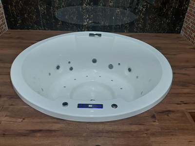 Outdoor Spa Bathtub