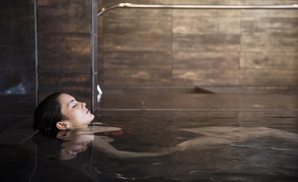 How Steam Baths Help You Detox and Rejuvenate